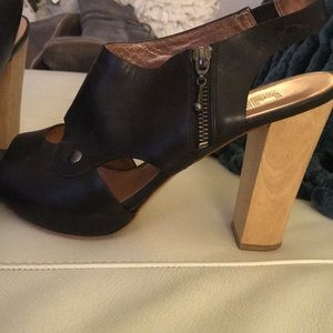 Belle by Sigerson Morrison heels